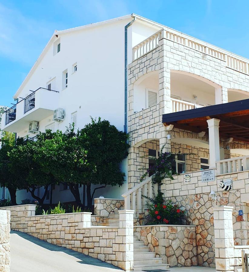 مبيت وإفطار زافالا Pansion Braco المظهر الخارجي الصورة